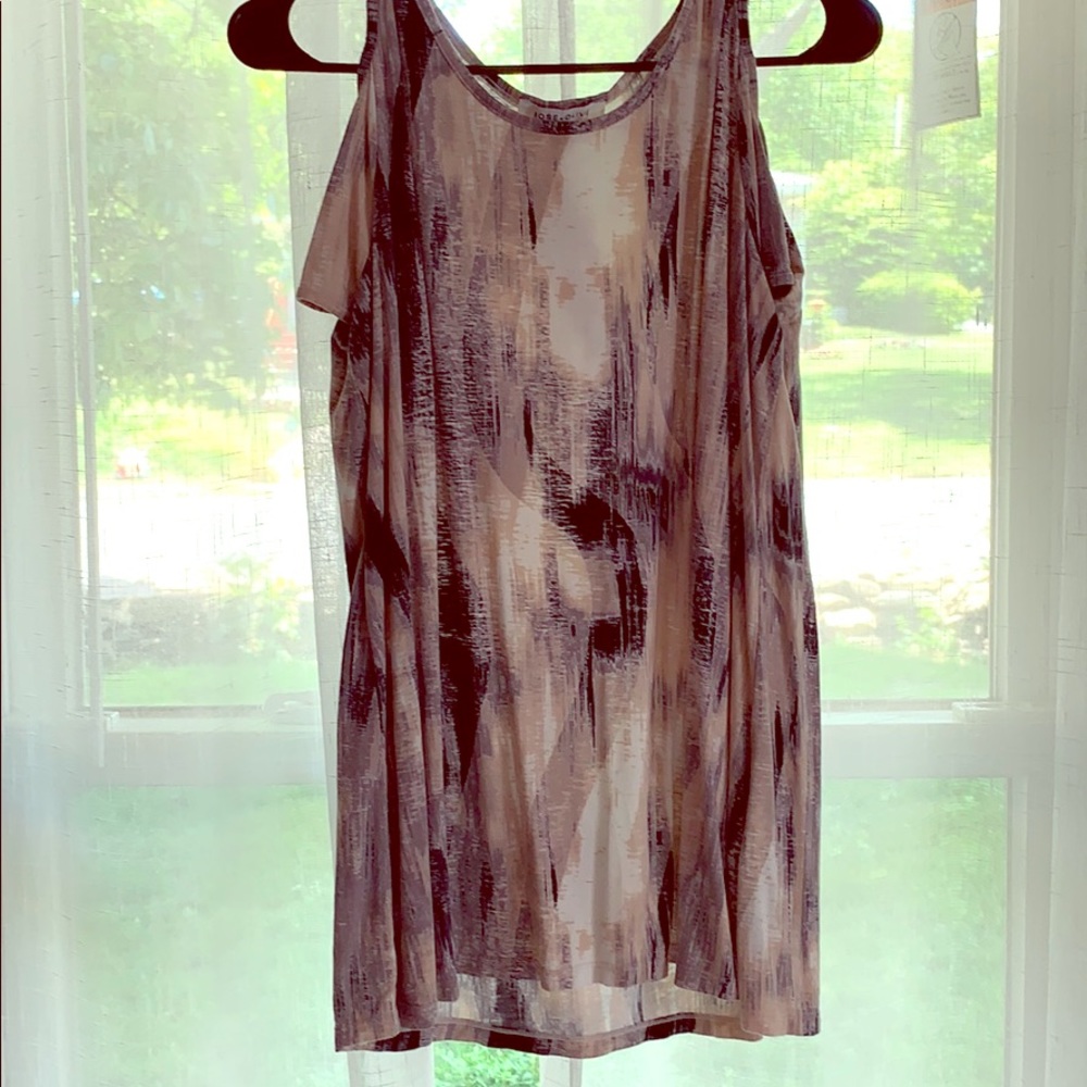 Size medium top